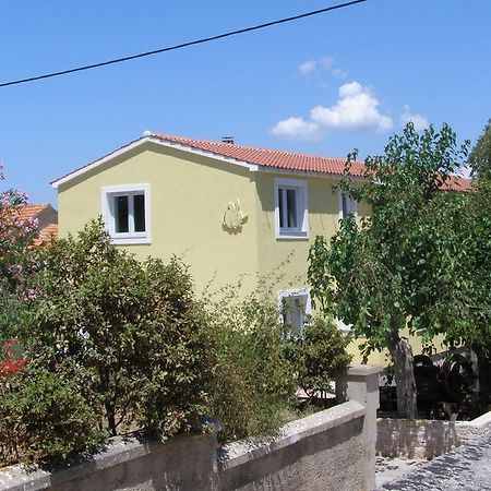 Apartments Buturic Sali Bagian luar foto