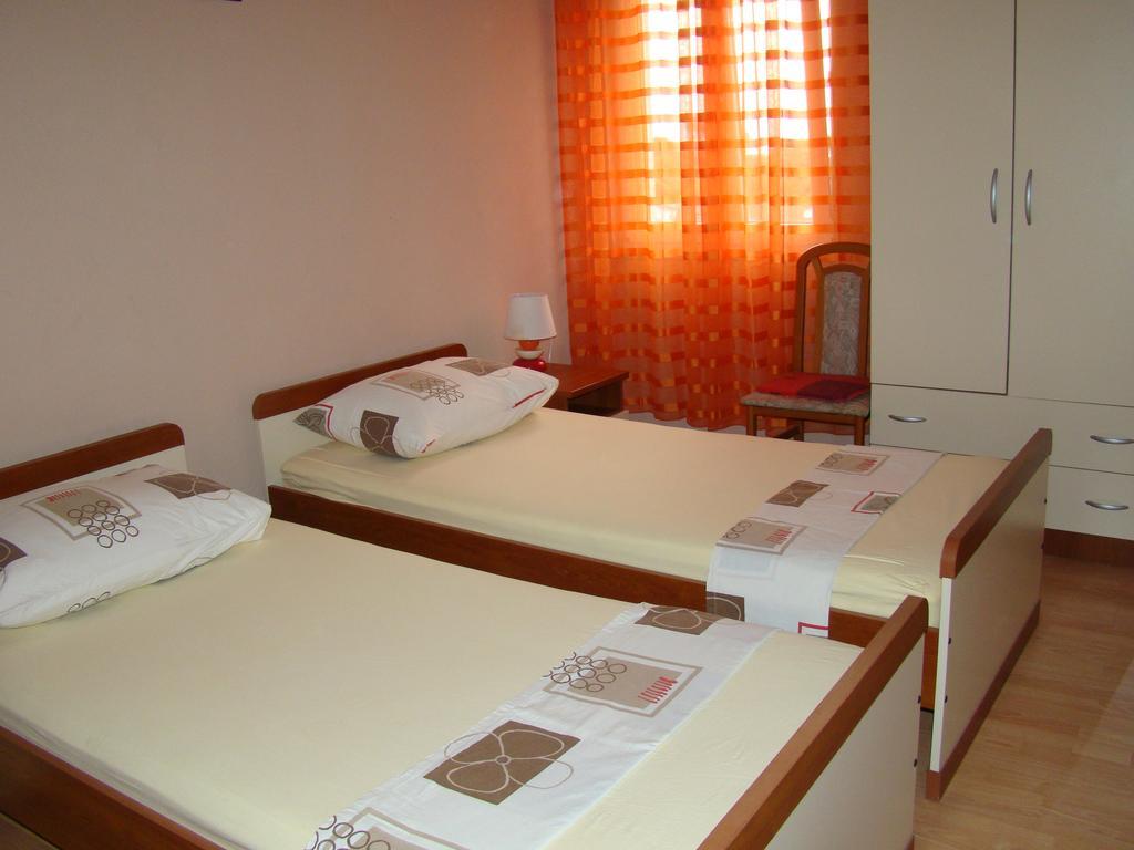 Apartments Buturic Sali Ruang foto
